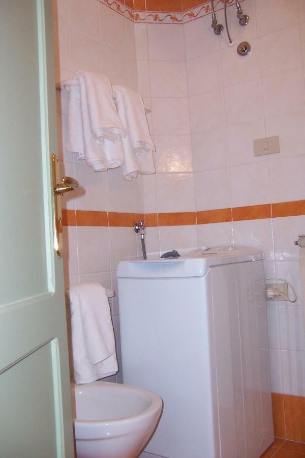 Mechome Apt Taormina Luaran gambar