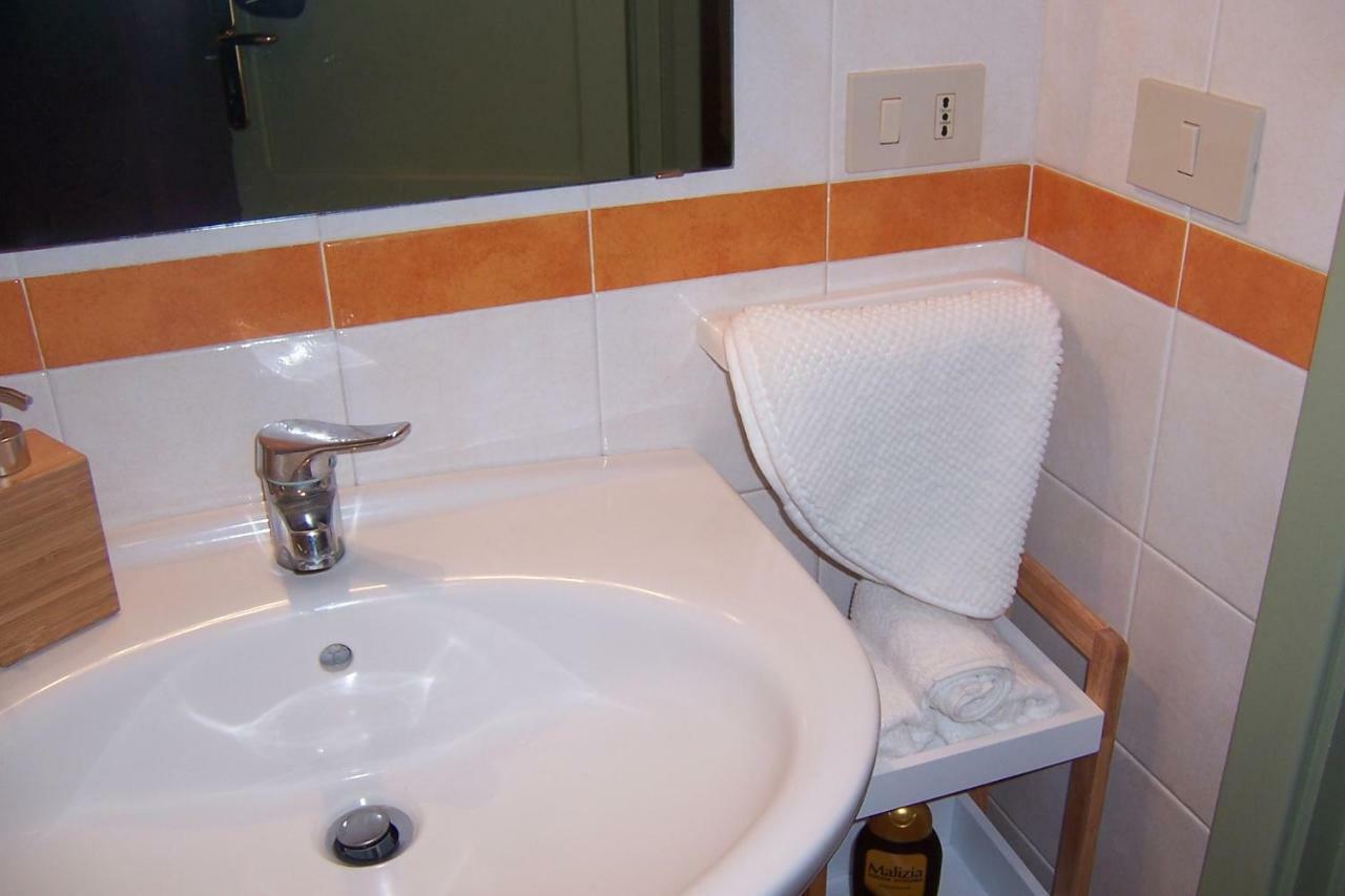 Mechome Apt Taormina Luaran gambar